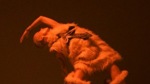 Bones UK - Knee Deep