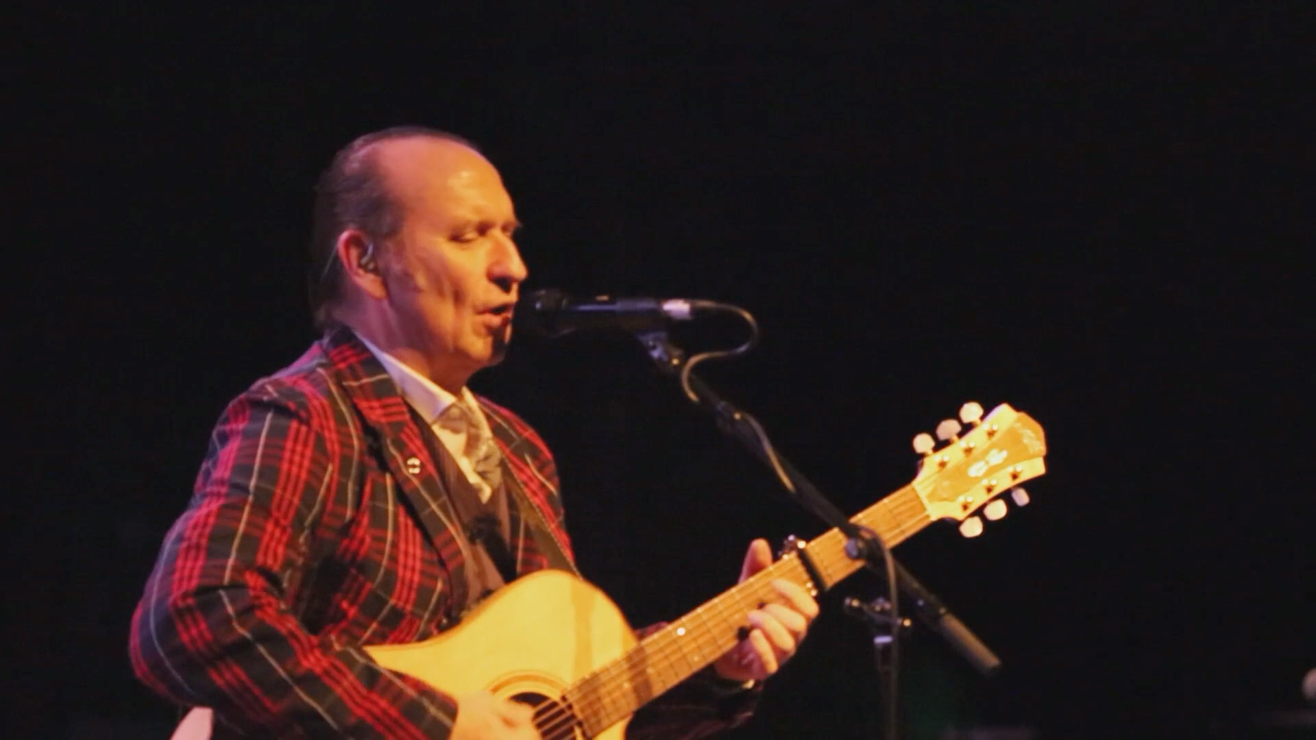 Colin Hay – Waiting for My Real Life