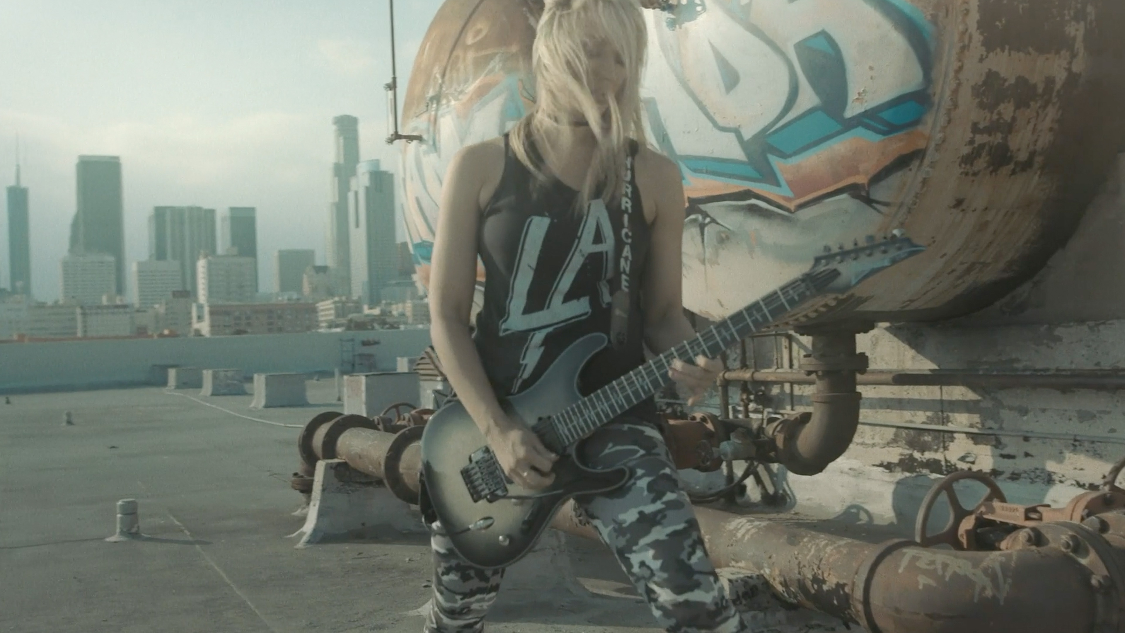 Nita Strauss – Alegria